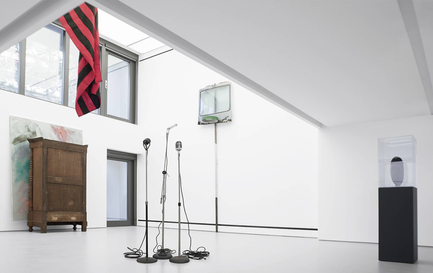 cover-02-9df844a59ad41092d94c2913ad73f5b2